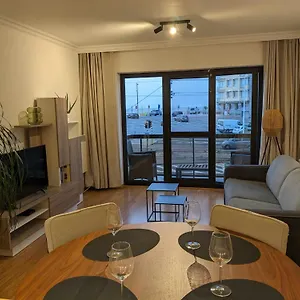 Apartment Vista Linda, Vlak Bij Zeedijk En, Ostende